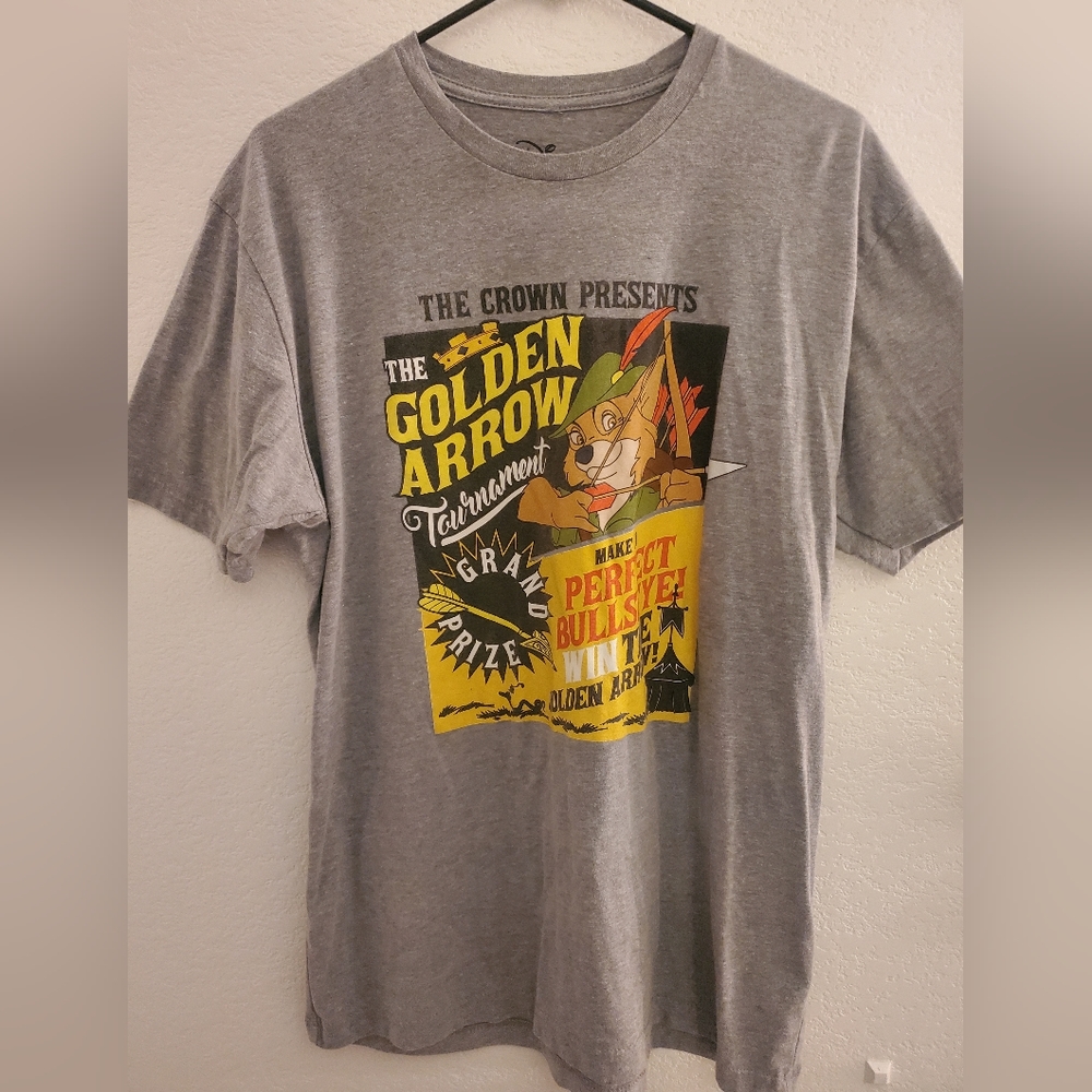 Disney robinhood shirt Large